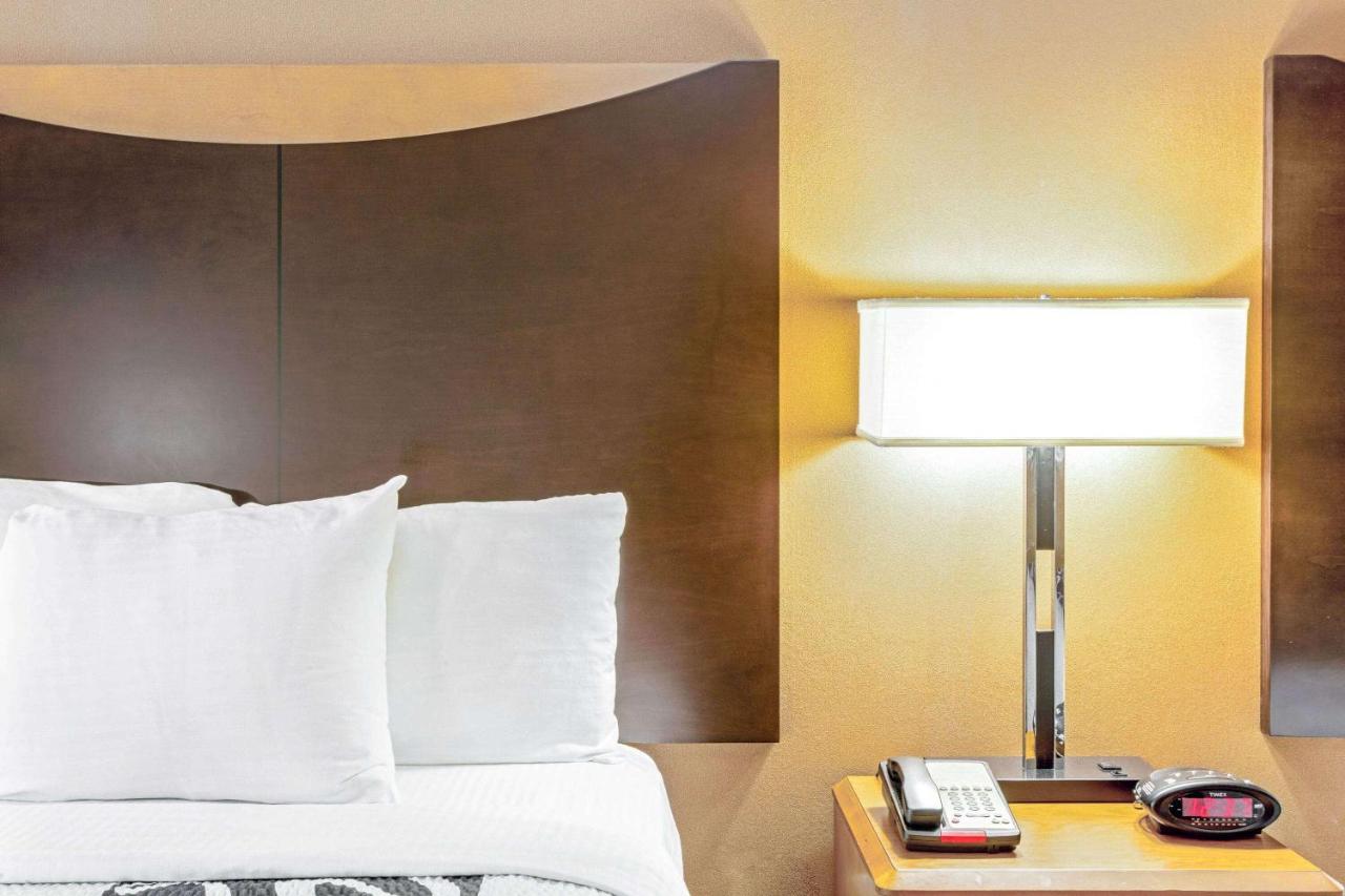 Double Room with Two Double Beds - Disability Access at La Quinta Inn & Suites by Wyndham Manassas Battlefield