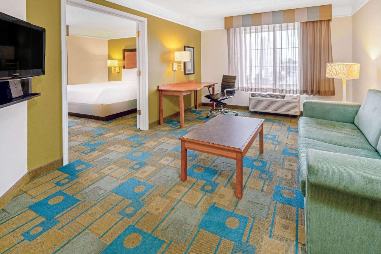 One-Bedroom King Suite - Non-Smoking at La Quinta Inn & Suites by Wyndham Salt Lake City Airport