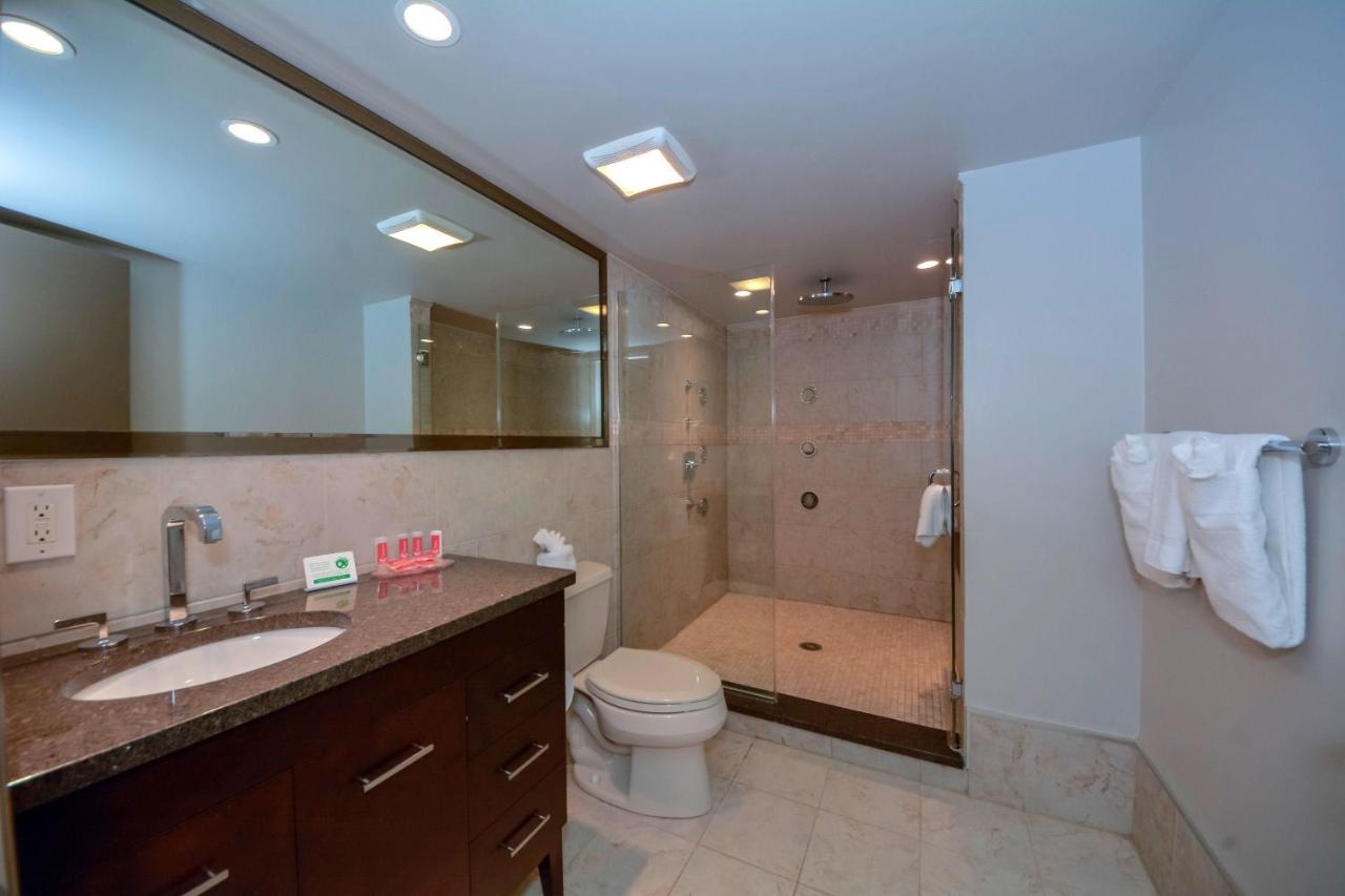 Room #7862920 at Super 8 by Wyndham Meadowlands
