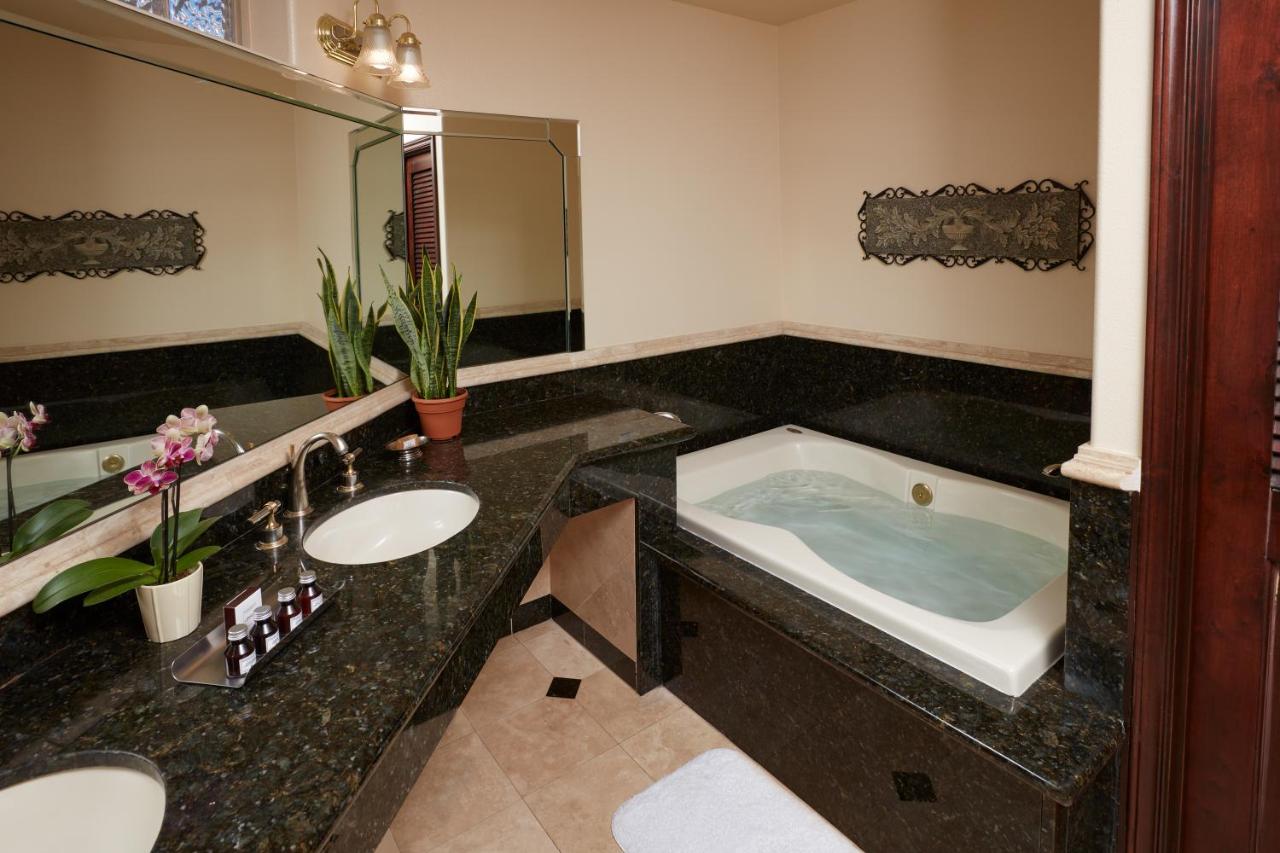 Deluxe King Villa with Sofa Bed at South Coast Winery Resort and Spa