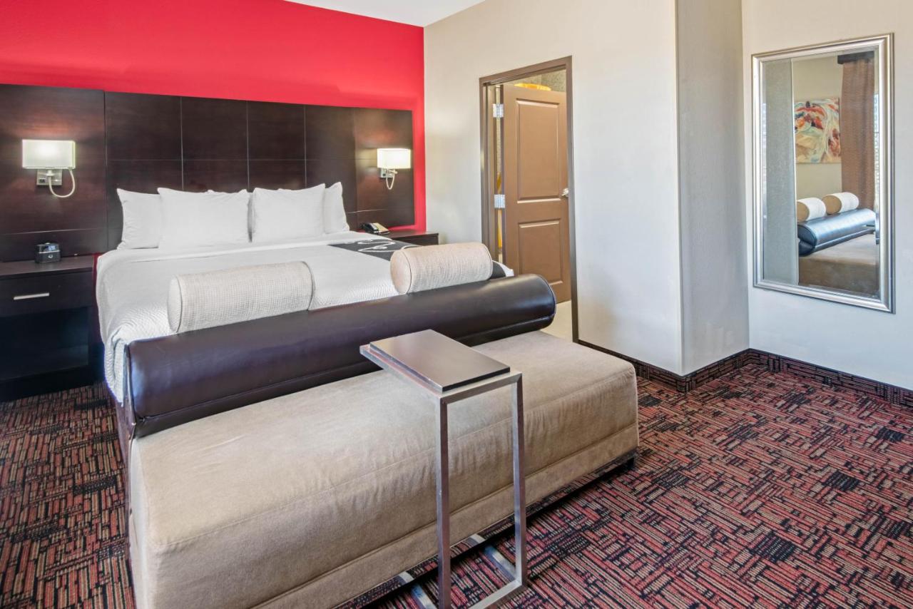 Two-Room King Suite - Non-Smoking at La Quinta Inn & Suites by Wyndham Elk City