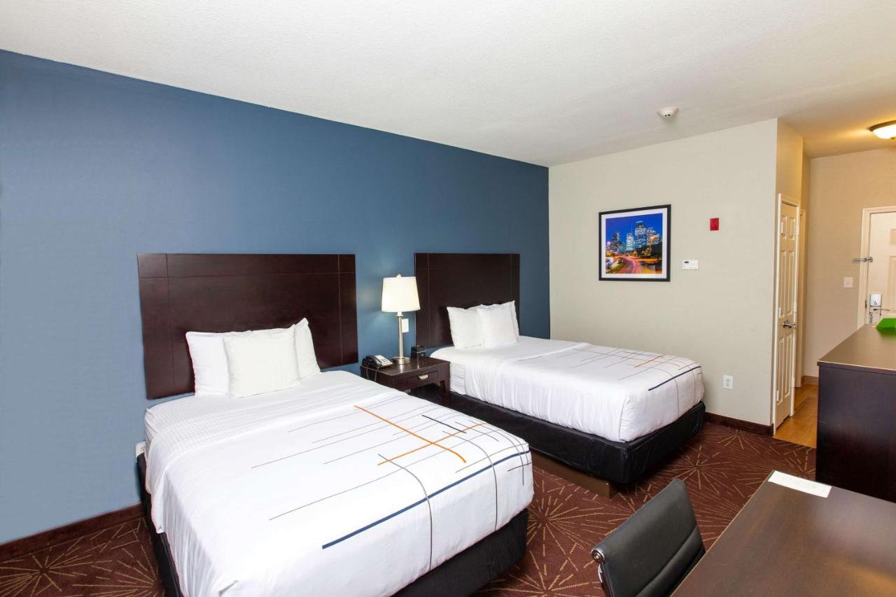 Deluxe Double Room with Two Double Beds at La Quinta Inn & Suites by Wyndham Houston East at Normandy