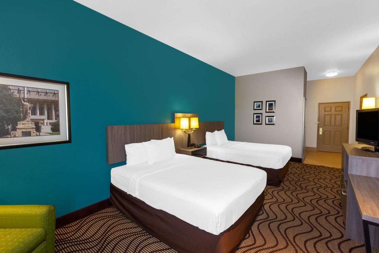 Queen Room with Two Queen Beds and Roll-In Shower - Mobility/Hearing Accessible - Non-Smoking at La Quinta Inn & Suites by Wyndham Midland North