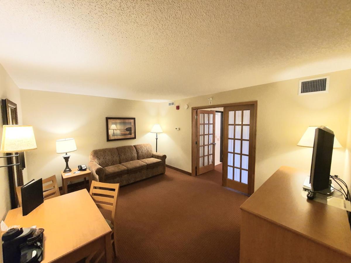 Premier King Studio Suite - Non-Smoking at AmeriVu Inn & Suites - Waconia