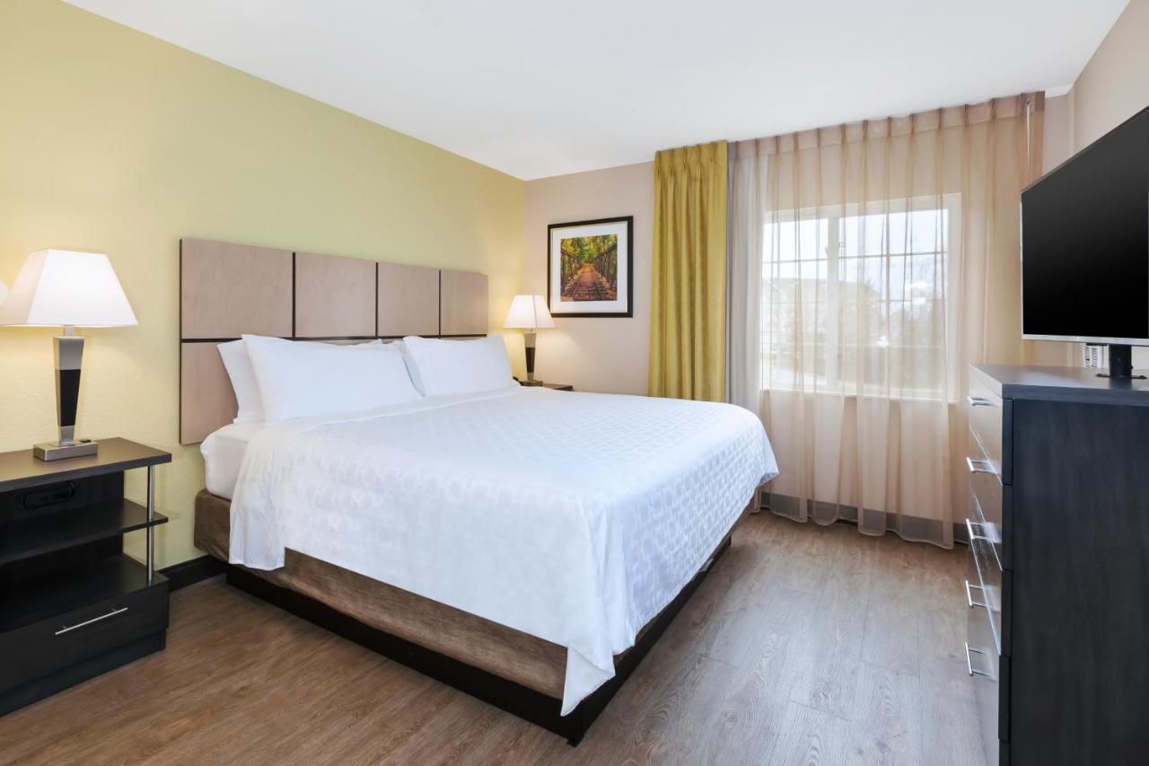One-Bedroom Suite with Wheelchair Access - Non-Smoking at Candlewood Suites Rocky Mount by IHG