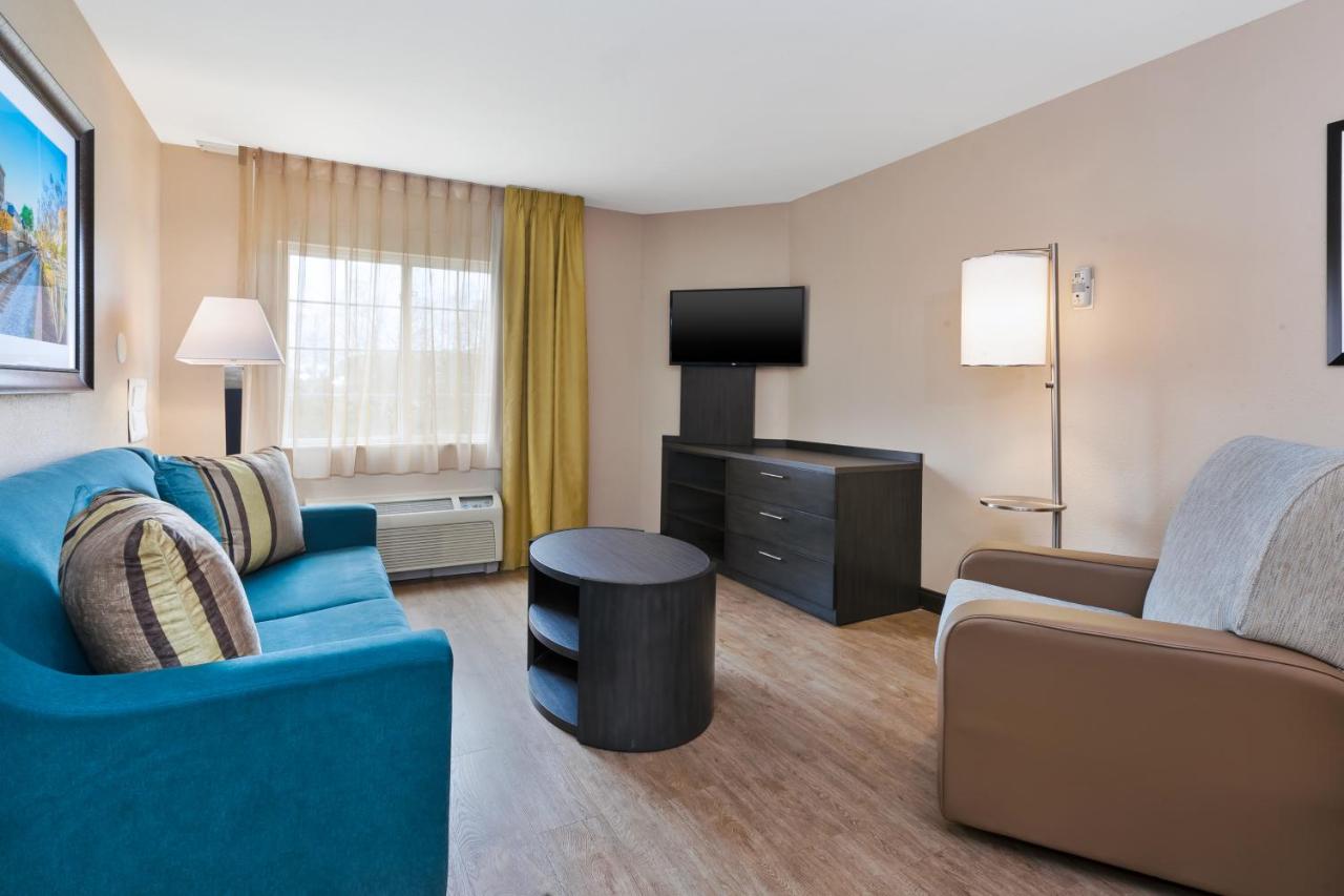 One-Bedroom Suite with Wheelchair Access - Non-Smoking at Candlewood Suites Rocky Mount by IHG