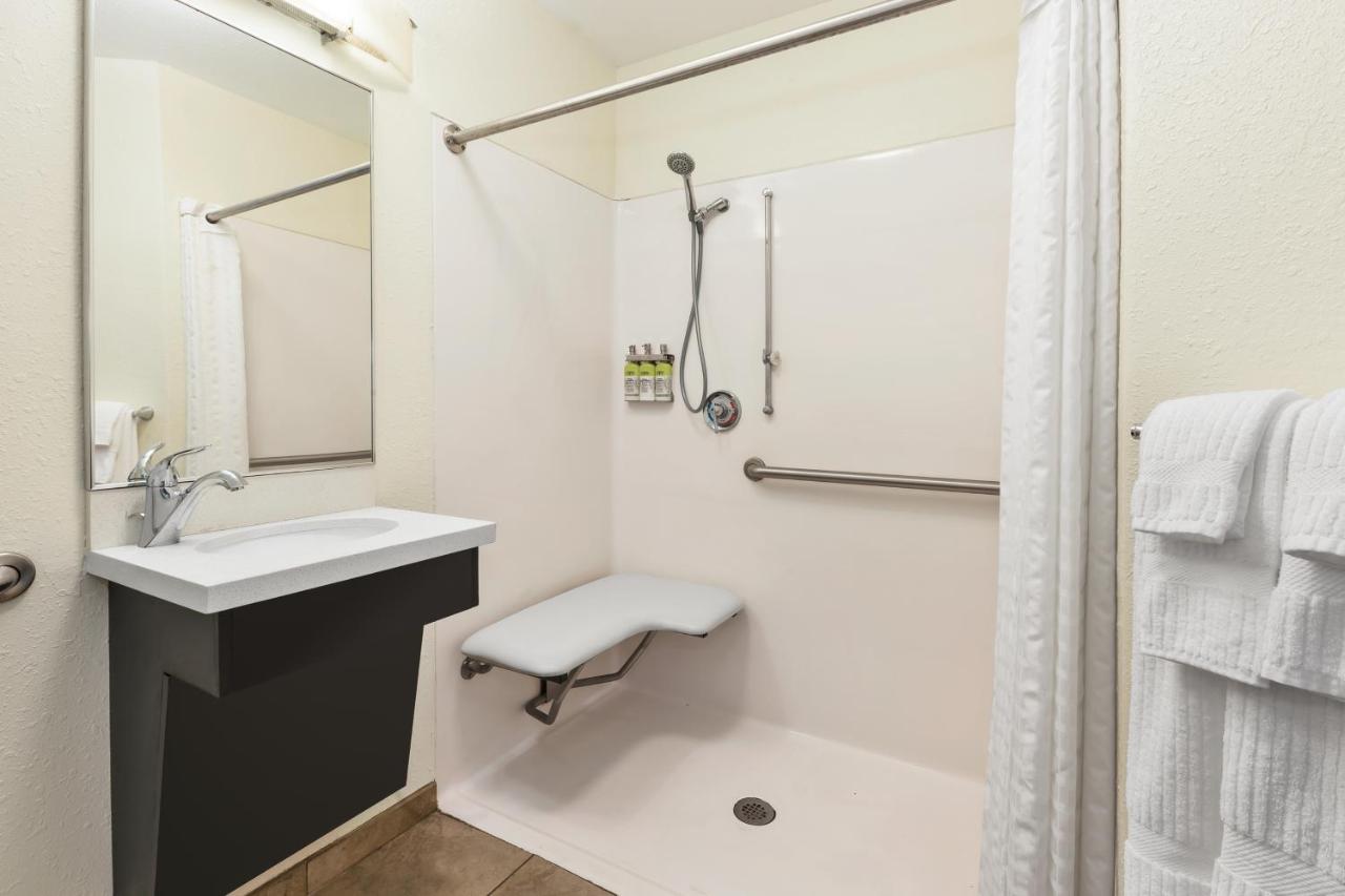 One-Bedroom Suite with Wheelchair Access - Non-Smoking at Candlewood Suites Rocky Mount by IHG