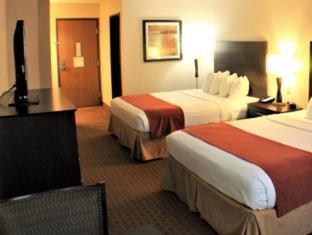 Room #100091313 at Best Western Flora Inn