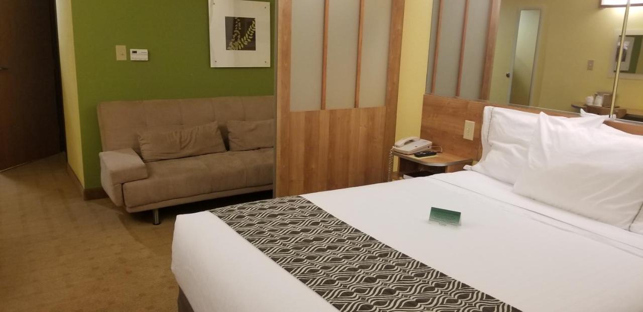 Queen Suite- Disability Access- Non-Smoking at Microtel Inn & Suites by Wyndham Delphos