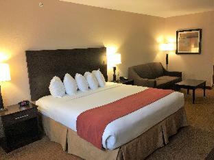 Room #100091321 at Best Western Flora Inn
