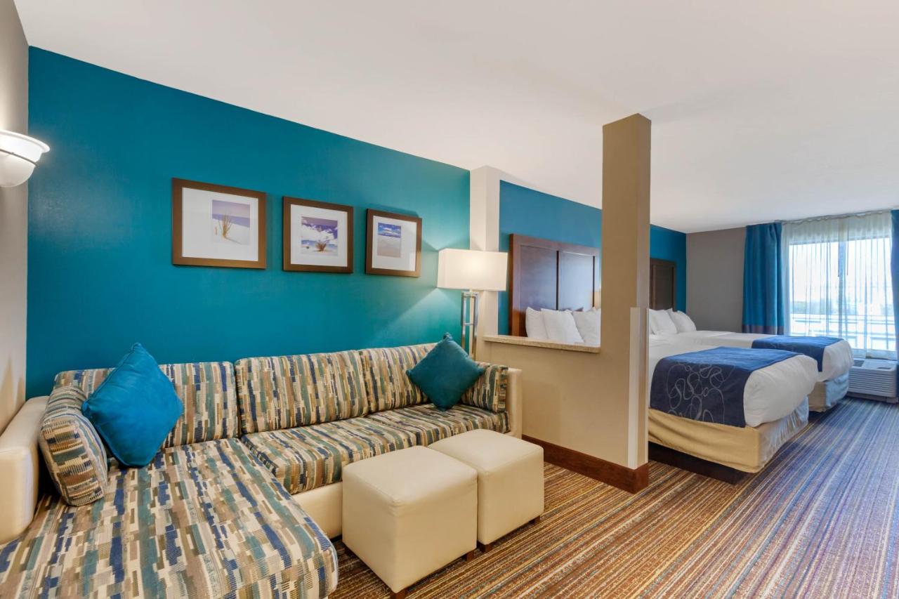 Queen Suite with Sofa Bed - Non-Smoking at Comfort Suites Las Cruces I-25 North