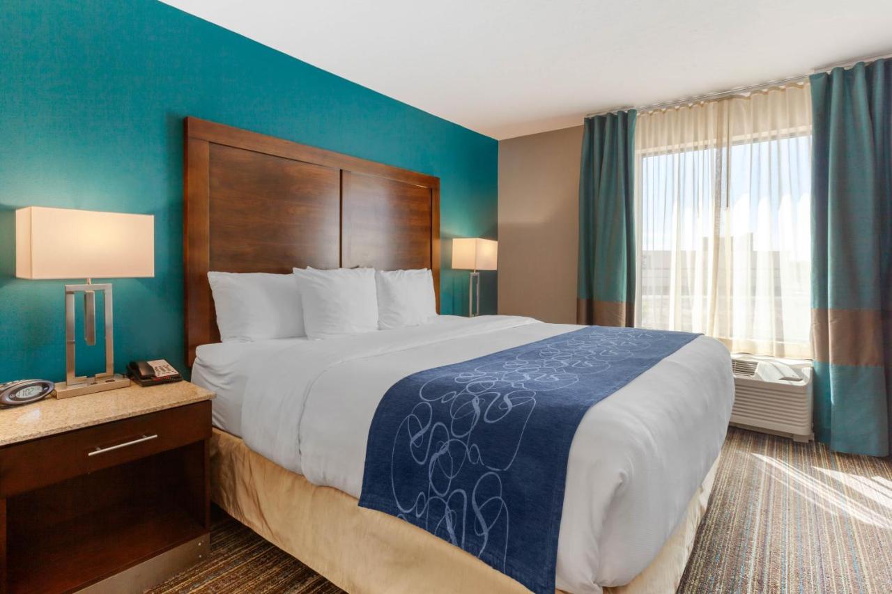 King Suite - Accessible/Non-Smoking at Comfort Suites Las Cruces I-25 North