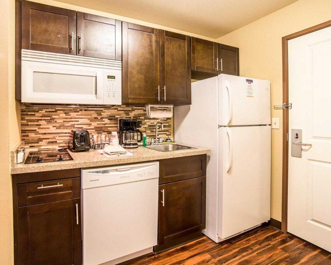 Queen Suite at MainStay Suites Rapid City