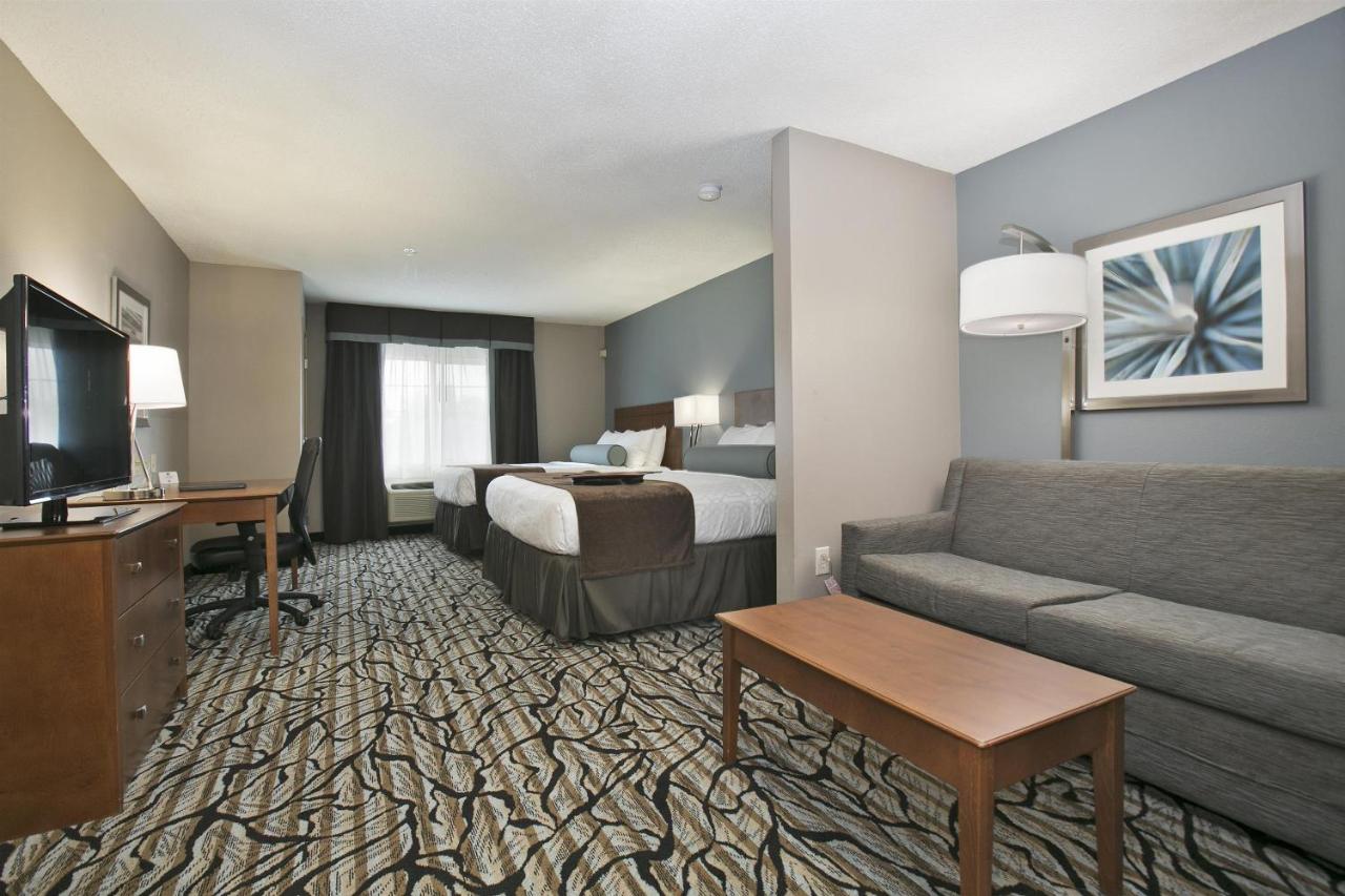 Standard Double Suite at Best Western Plus Blaine at the National Sports Center