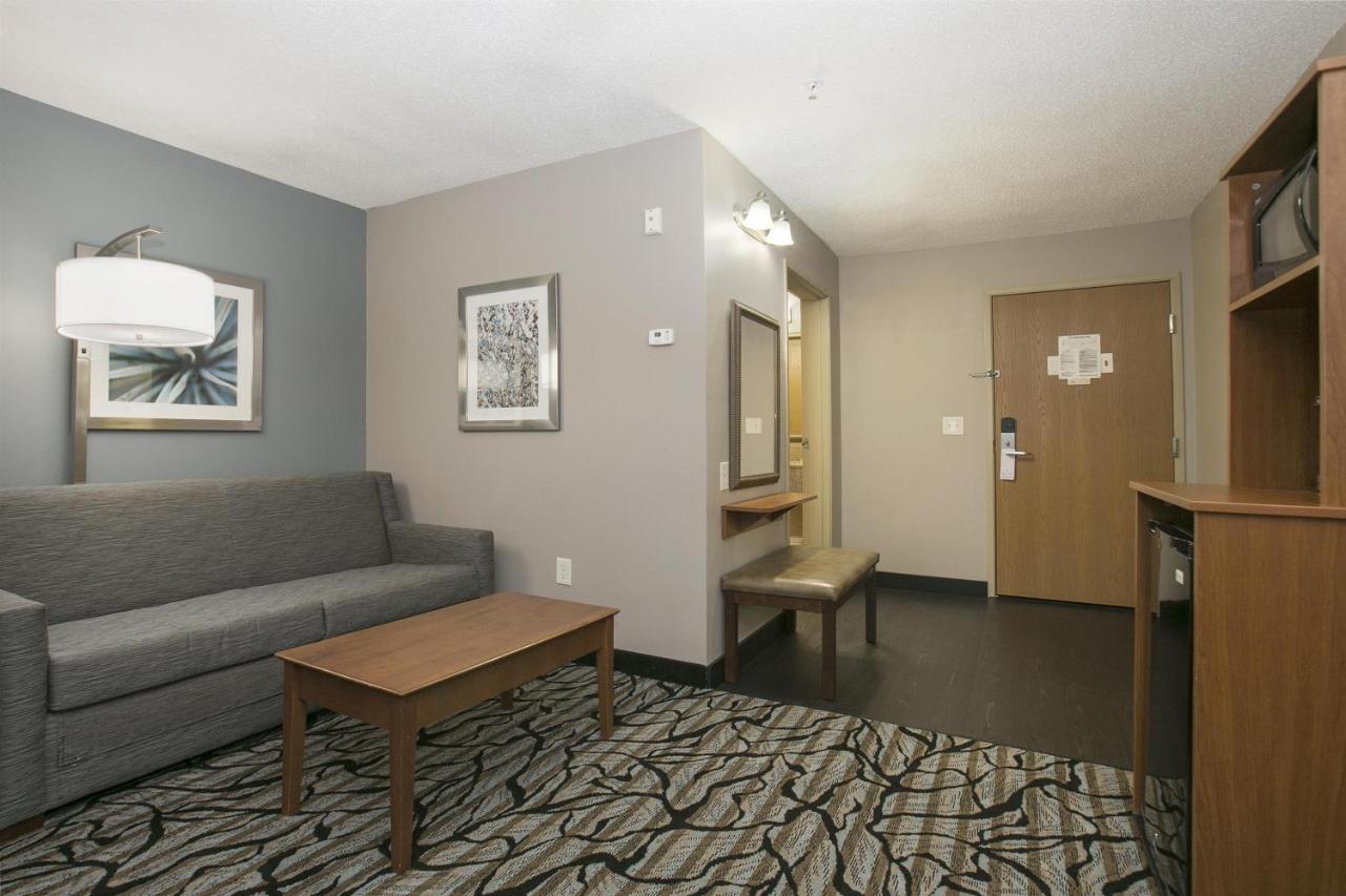 Standard Double Suite at Best Western Plus Blaine at the National Sports Center