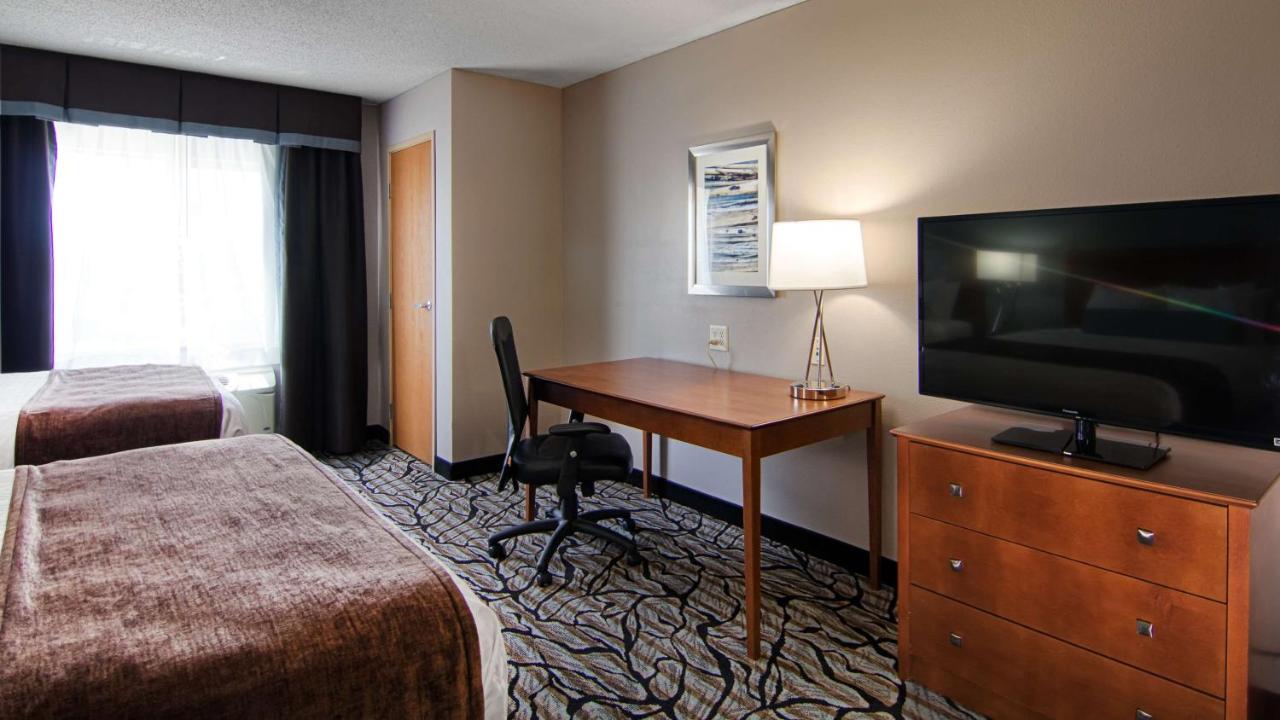 Standard Double Suite at Best Western Plus Blaine at the National Sports Center