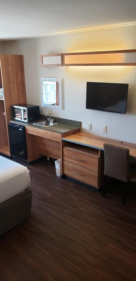 Accessible Studio Suite with 1 Queen Bed, Non-Smoking at Microtel Inn & Suites by Wyndham York