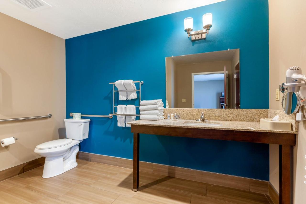 King Suite - Accessible/Non-Smoking at Comfort Suites Las Cruces I-25 North