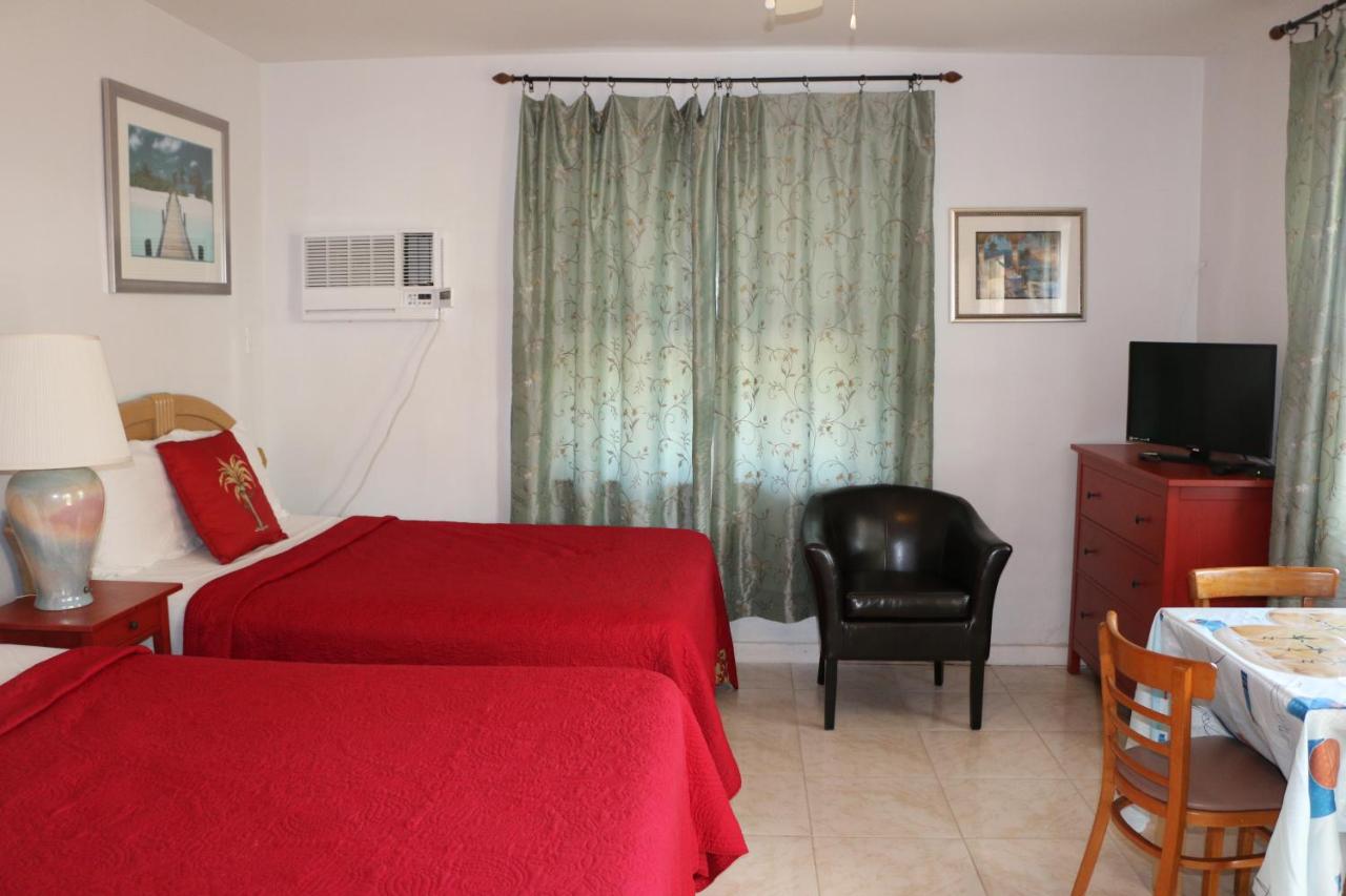 Family Studio at Breakaway Inn