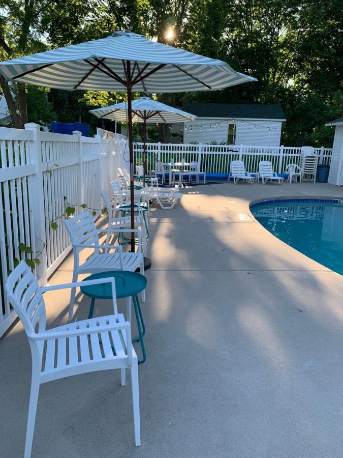 Cedar Court Inn