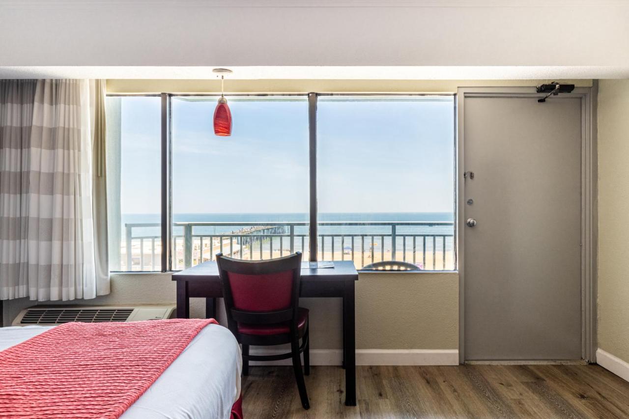Queen Room with Two Queen Beds with Sofa Bed - Non-Smoking at Sandcastle Resort On The Beach