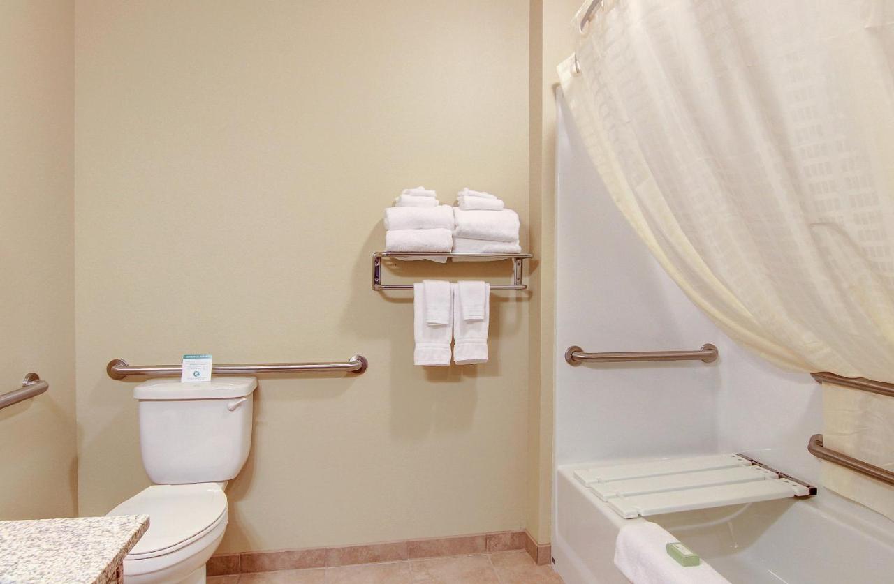 Studio - Disability Access at Cobblestone Inn & Suites - Steele
