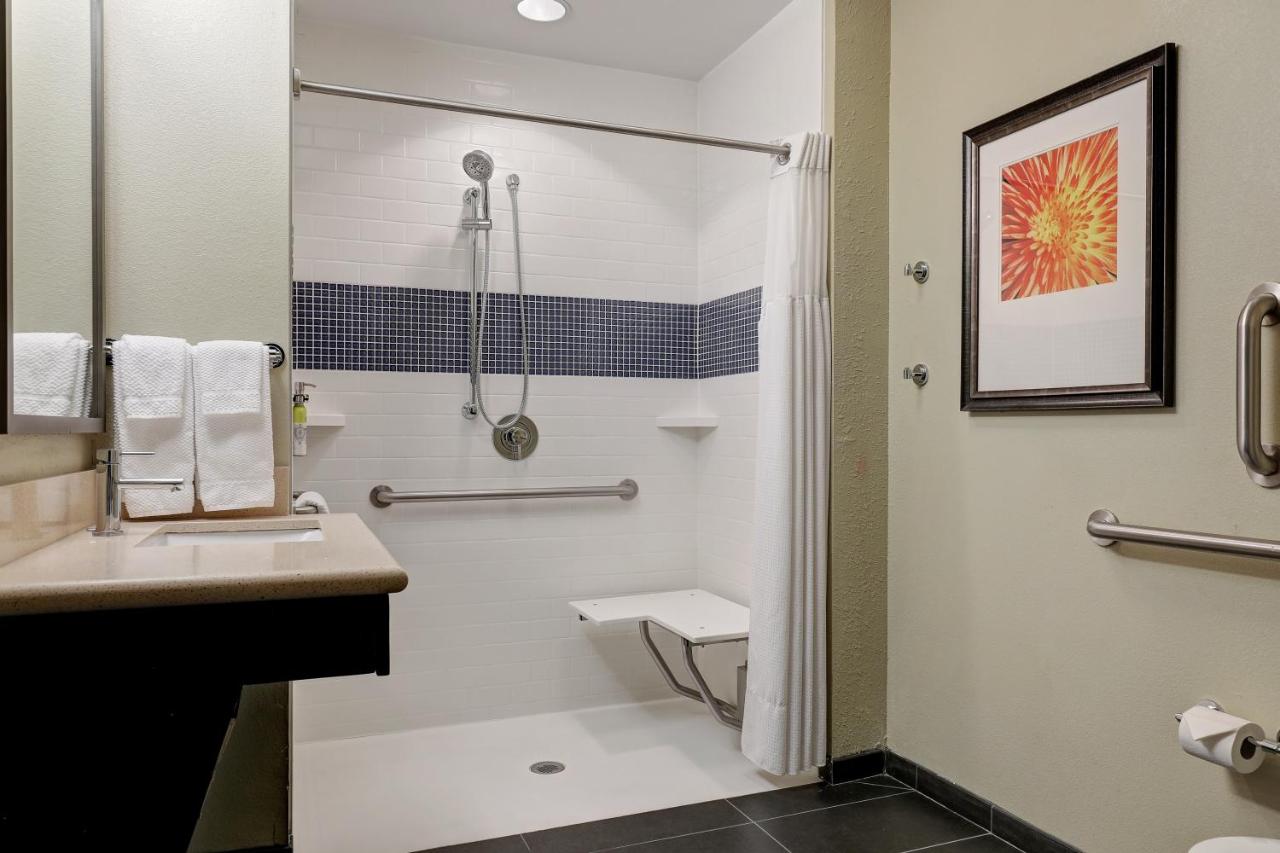 Two-Bedroom with Two Bathrooms and Hearing Accessible Roll In Shower - Non-Smoking at Staybridge Suites Washington D.C.- Greenbelt, an IHG Hotel