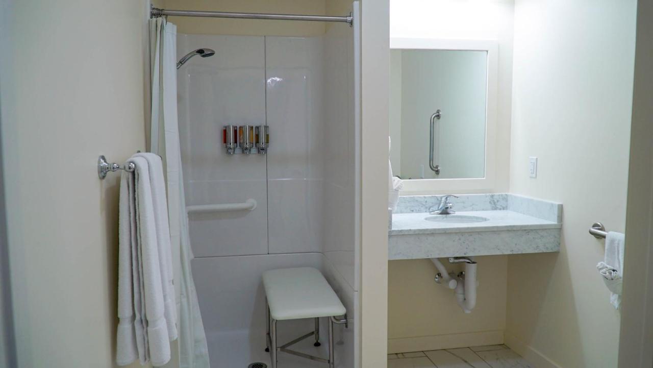 Double Queen Mobility Access with Roll-in Shower at The Circle Hotel Fairfield