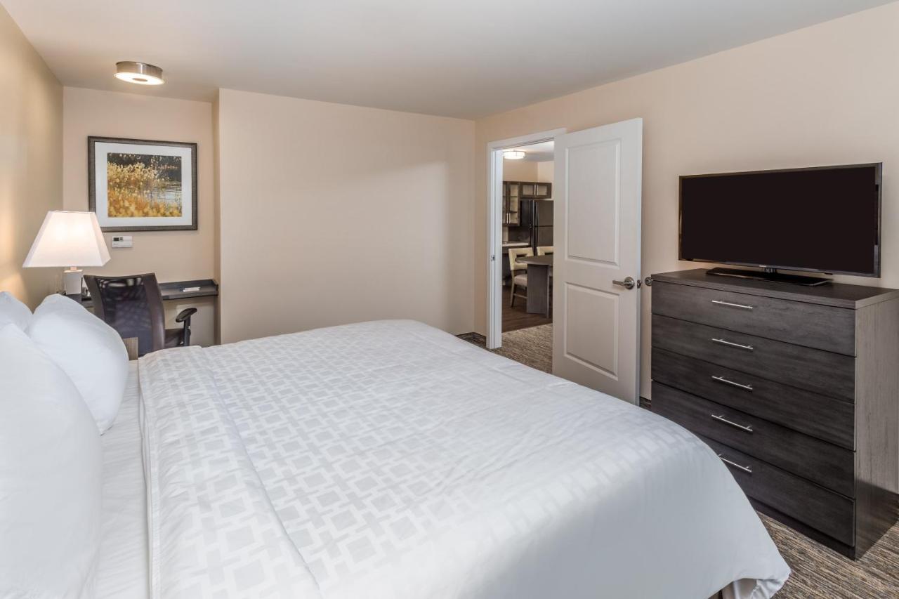 One-Bedroom King Suite with Accessible Tub at Candlewood Suites Bensalem - Philadelphia Area, an IHG Hotel