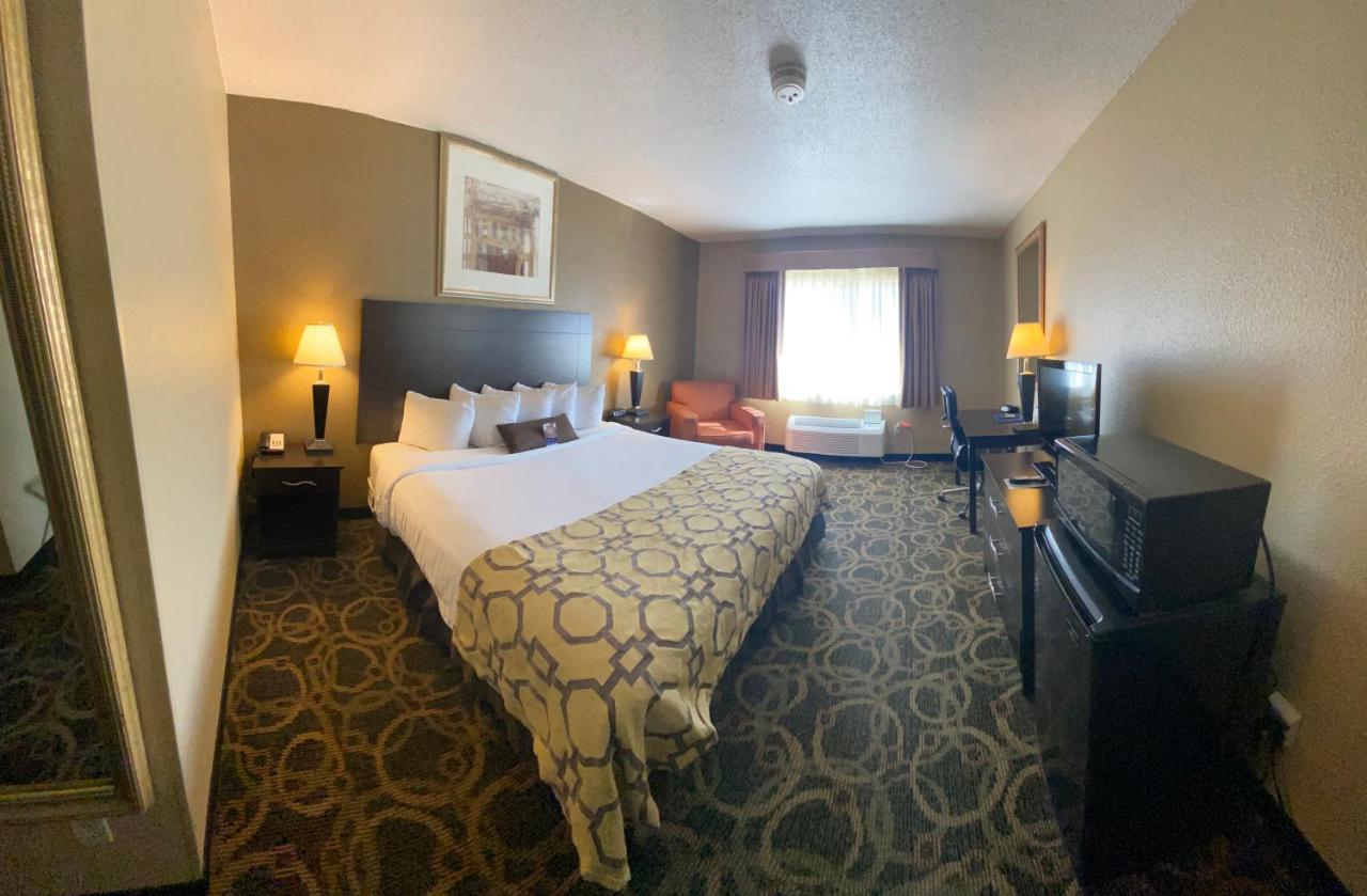 King Room - Non-Smoking at Baymont by Wyndham Casper East