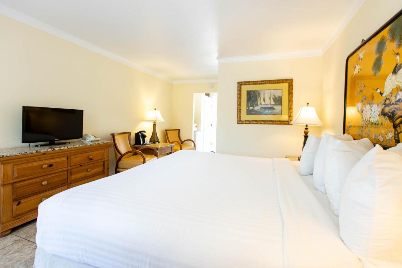  | West Wind Inn