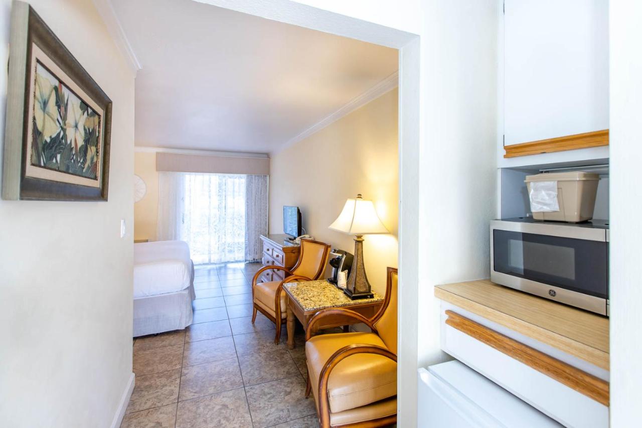  | West Wind Inn
