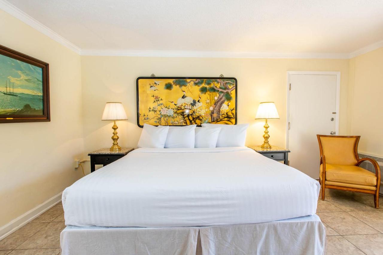  | West Wind Inn