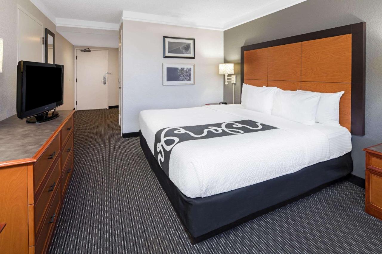 King Room - Disability Access at La Quinta Inn & Suites by Wyndham Buena Park