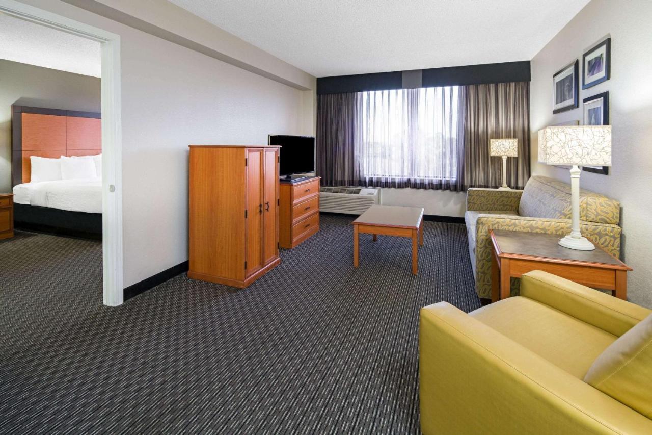 Deluxe King Suite - Non-Smoking at La Quinta Inn & Suites by Wyndham Buena Park