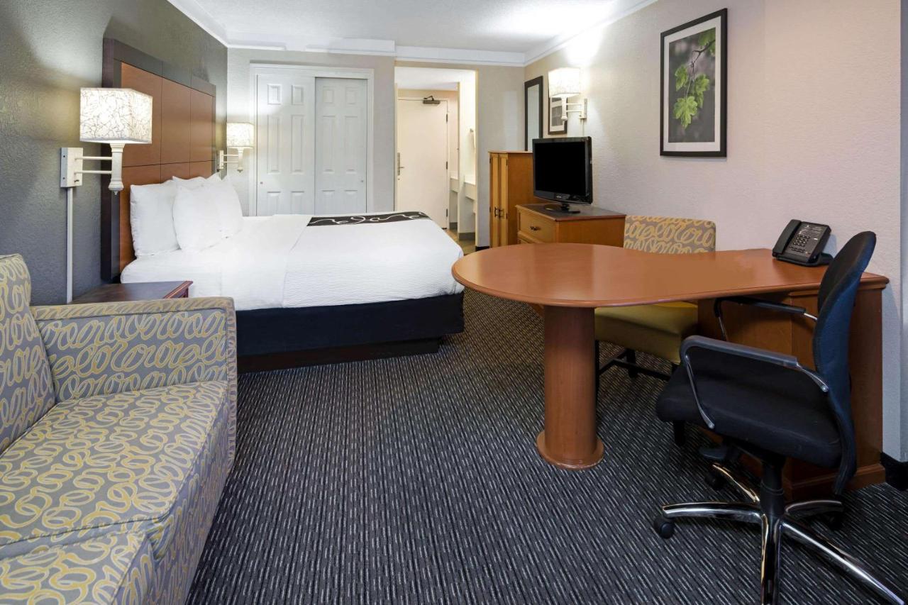 Executive King Room at La Quinta Inn & Suites by Wyndham Buena Park
