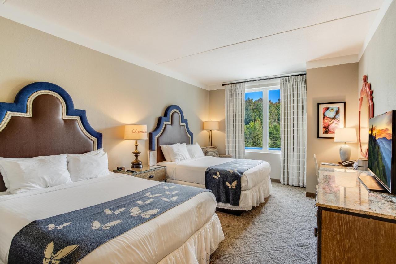 Queen Room with Two Queen Beds at Dollywood's DreamMore Resort