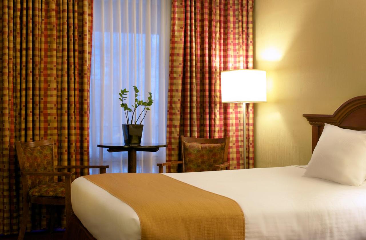 King Room - Non-Smoking at West Gate Inn Nyack