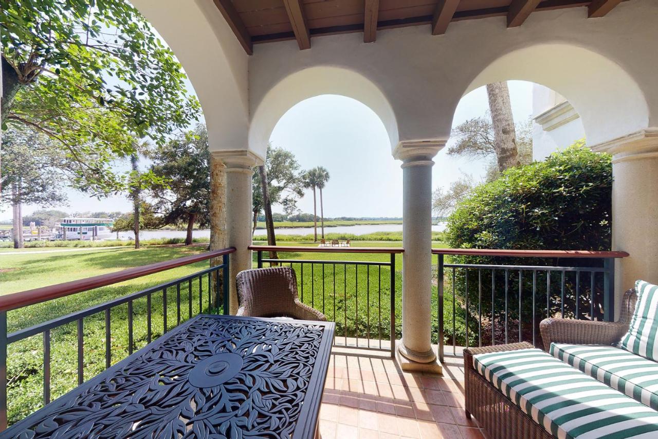 Queen Room with River View at The Cloister