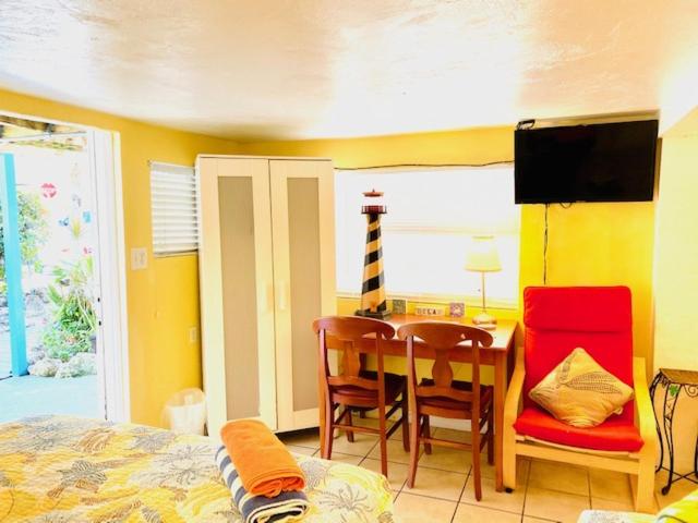 Standard Queen Room with Two Queen Beds at Sun Deck Inn and Suites