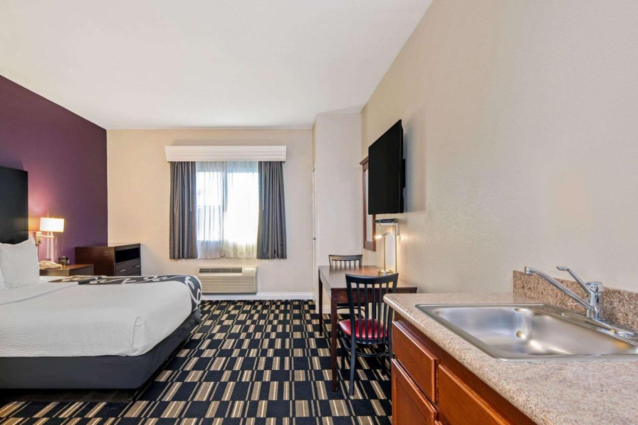 King Room - Disability Access at The Hotel Oceanside