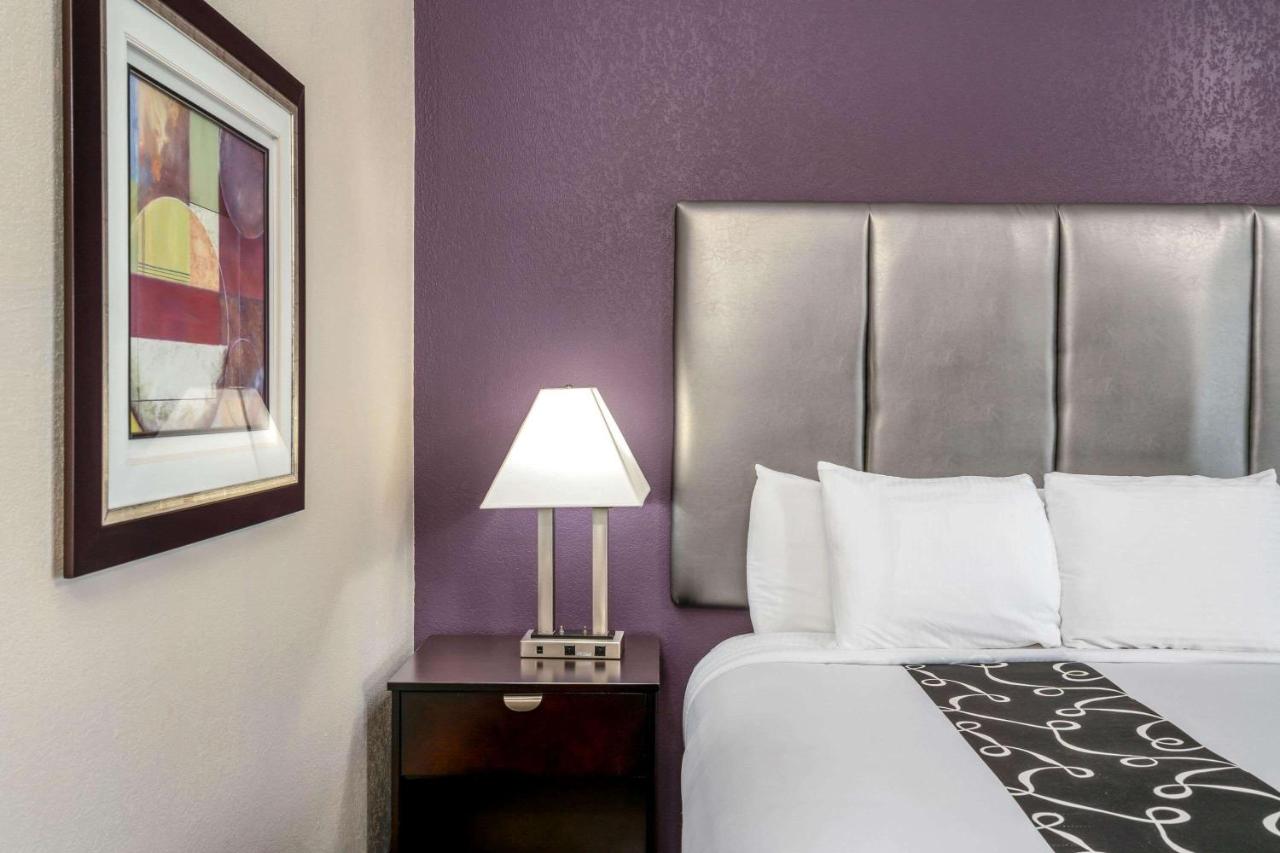 Executive King Room - Non-Smoking at La Quinta Inn & Suites by Wyndham Canton MS