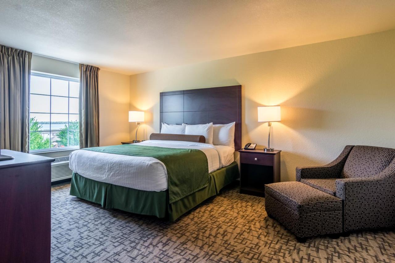 One-Bedroom Suite at Cobblestone Hotel & Suites - Erie