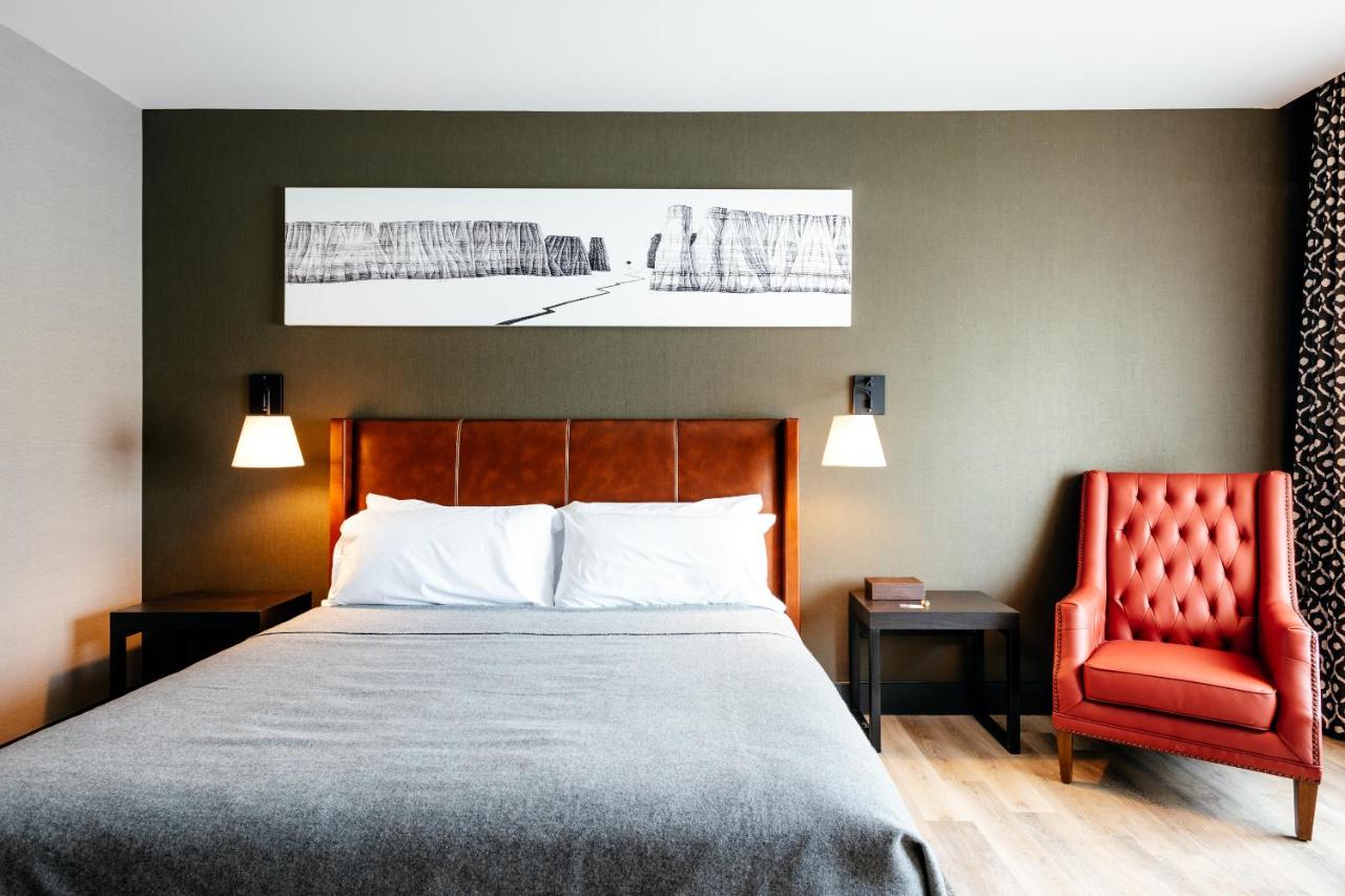 King Room - Non-Smoking at Origin Red Rocks, a Wyndham Hotel