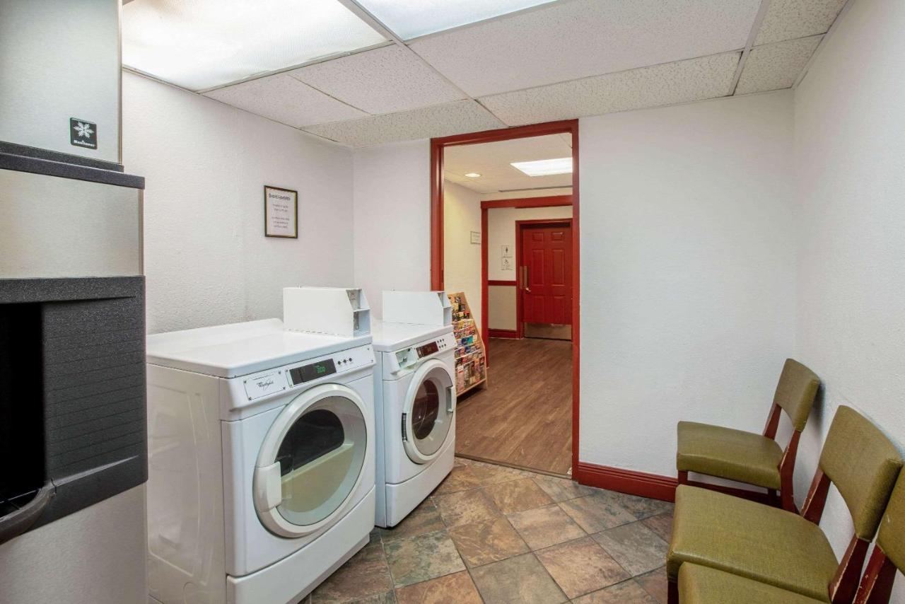  | La Quinta Inn by Wyndham Houston Greenway Plaza Medical Area