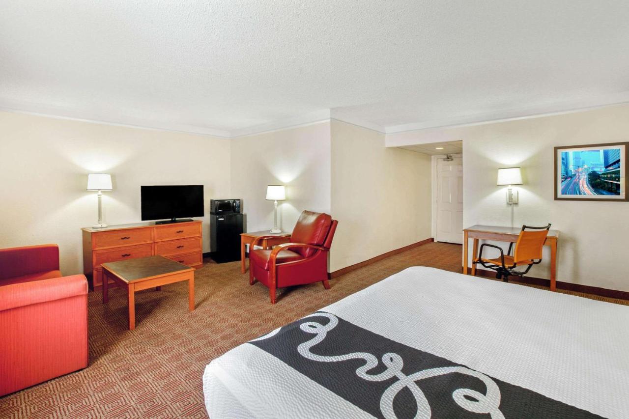  | La Quinta Inn by Wyndham Houston Greenway Plaza Medical Area