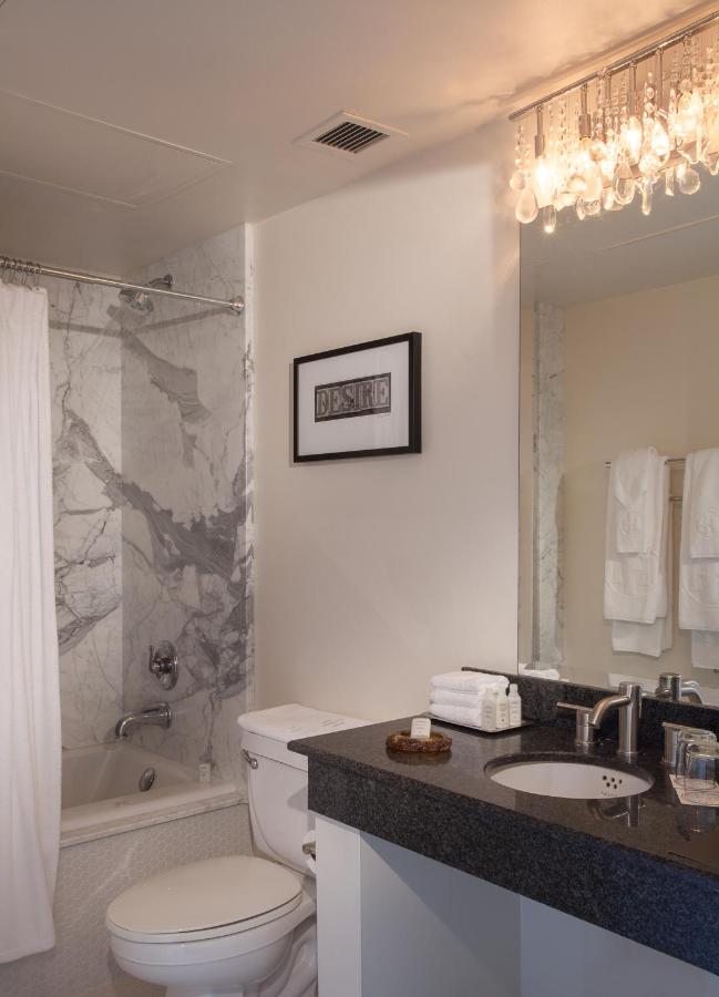 Executive Suite at International House Hotel