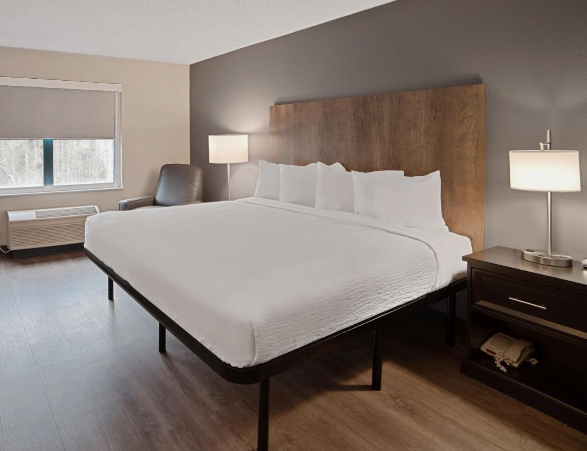 Marina View King Studio - Non-Smoking at Extended Stay America Premier Suites Oakland Alameda