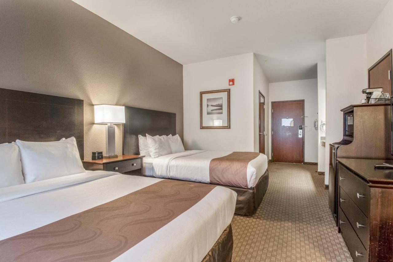 Standard Queen Room with Two Queen Beds - Disability Access/Non-Smoking at Quality Inn