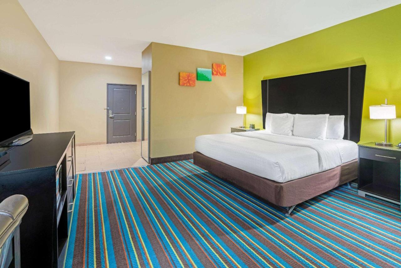 King Room - Disability Access at La Quinta Inn & Suites by Wyndham Muskogee